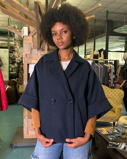 Cappotto corto manica larga