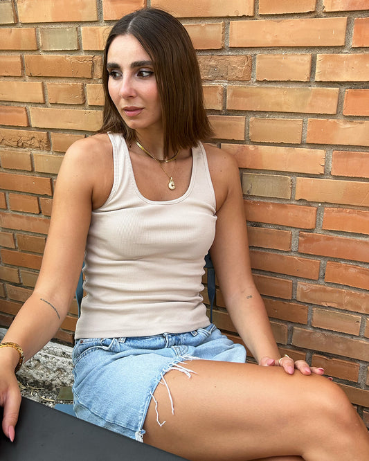 Top_vogatore_beige_fronte